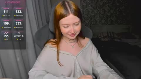 lona online show from March 29, 4:06 pm