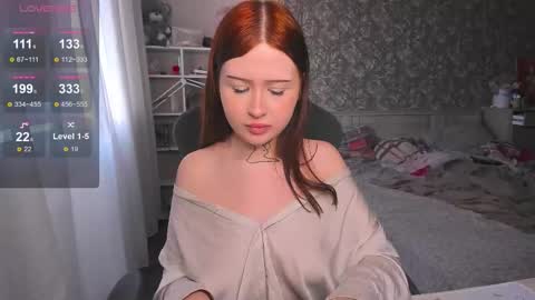 lona online show from November 25, 12:40 pm