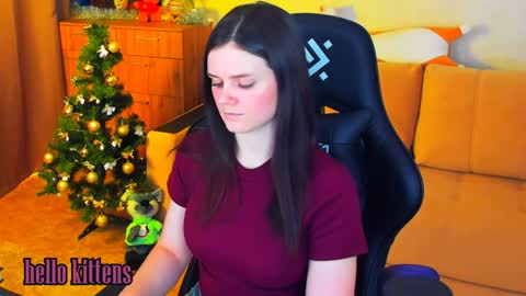 Lora Cain online show from December 20, 2:16 pm