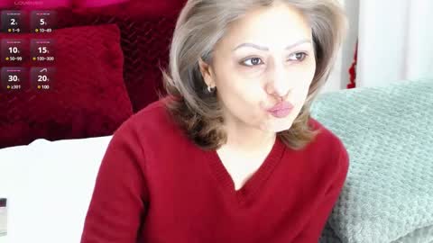 loradelniro1 online show from February 24, 1:30 pm