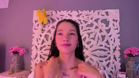 loraineblake online show from February 9, 1:02 pm