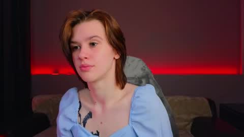 Lora online show from May 21, 2:26 pm