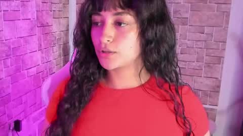 lore_rey online show from February 8, 9:50 pm