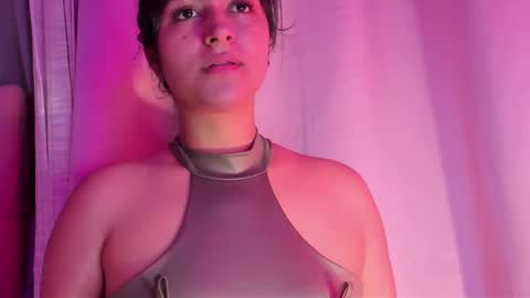 lore_rey online show from January 18, 2:30 am