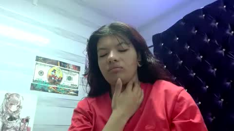 lorecherry online show from September 16, 6:05 pm