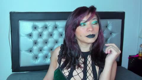 Lore Depp online show from January 27, 7:35 am