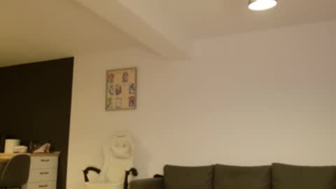 Amelia online show from September 8, 7:02 pm