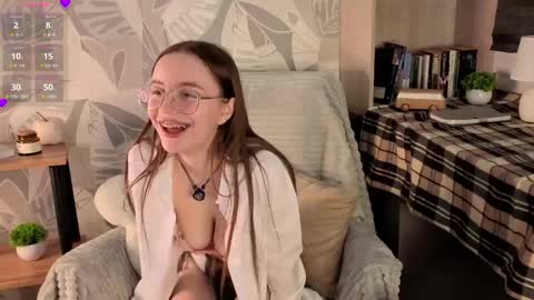 lorettedarsi online show from April 15, 1:50 am