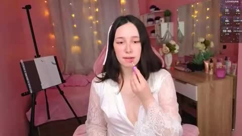 Lara online show from March 24, 11:59 am