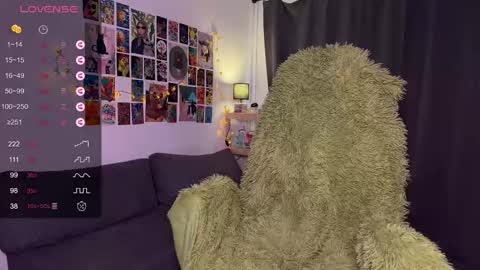 lorilorilorilori online show from February 18, 11:09 am