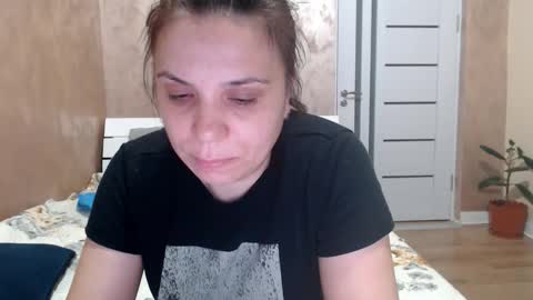 LorraGrey online show from April 1, 7:33 pm