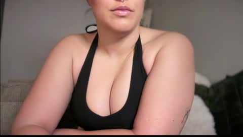Monica online show from March 12, 12:53 am