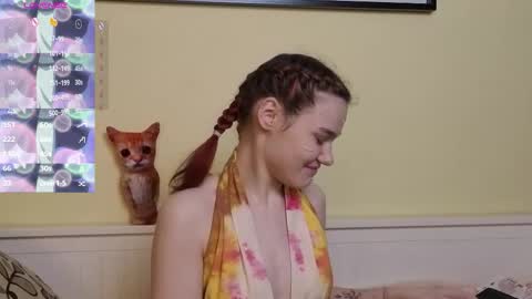 Riley online show from October 3, 6:46 pm