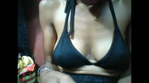 lovaelisa online show from February 13, 8:27 am