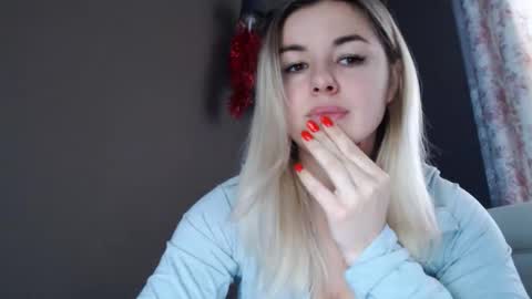 Megane online show from February 3, 9:03 am