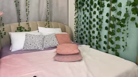 Lola online show from March 11, 1:10 am