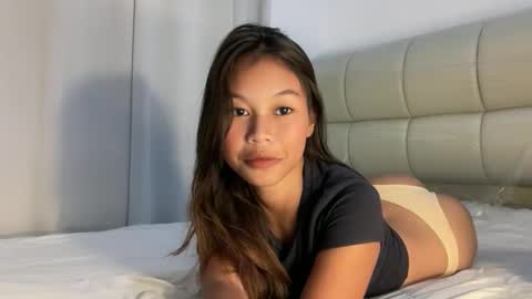 love online show from April 17, 8:38 am