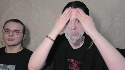 LINA online show from April 10, 10:16 pm