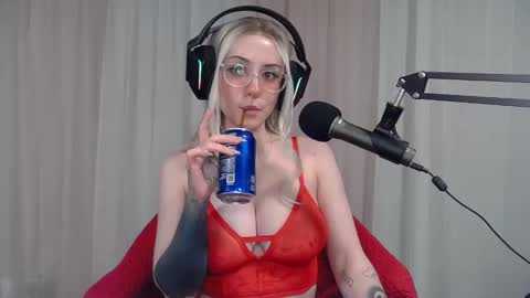 Luxx Lovecraft online show from February 27, 10:48 am