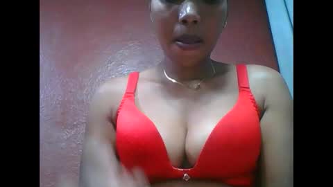 loveinlife750427 online show from November 13, 6:01 am