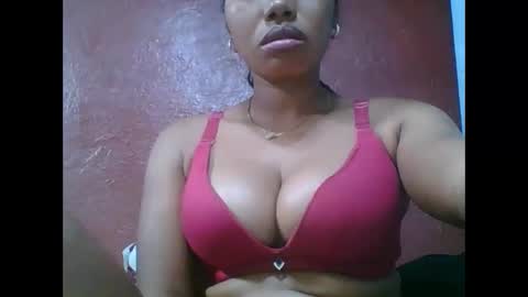 loveinlife750427 online show from January 9, 6:29 am