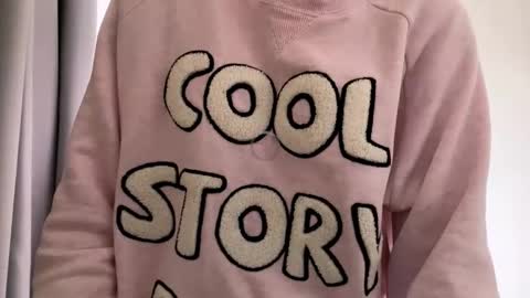 Ella online show from December 23, 6:28 am