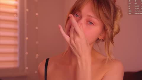 Nelly online show from November 11, 2:03 pm