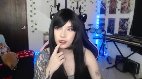 Cassie online show from March 2, 5:30 am