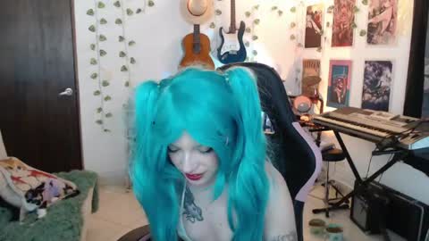 Cassie online show from April 17, 2:13 am