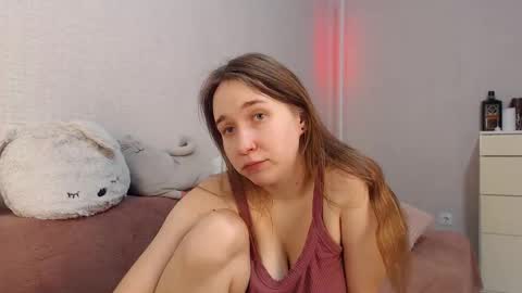 Lovely Hayley online show from February 22, 9:10 pm