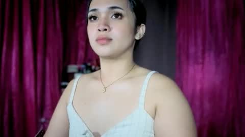 LOVE online show from May 3, 6:11 pm
