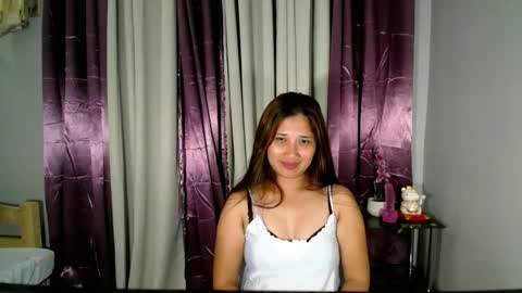 lynskie online show from January 17, 11:59 am