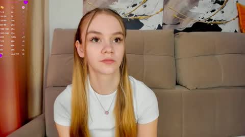 lovelygracee online show from October 4, 12:55 pm