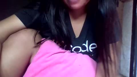 lovelymocha27s online show from December 2, 1:40 am