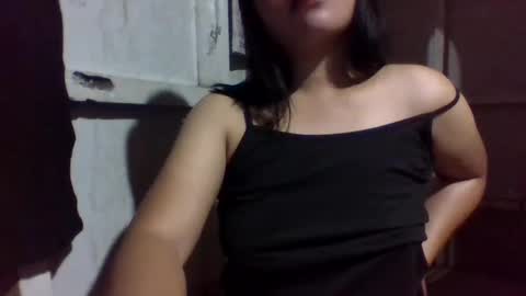 lovelymocha27s online show from February 23, 5:23 pm