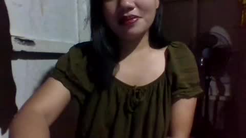 lovelymocha27s online show from March 10, 6:12 pm