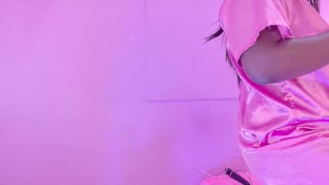 L O V E  online show from March 11, 12:20 pm