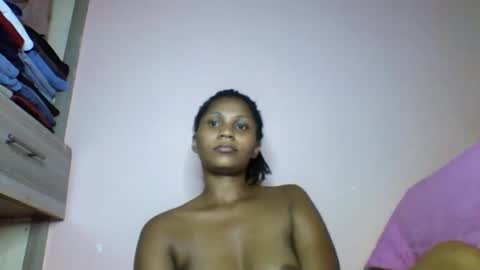 lovergal257 online show from May 17, 5:01 pm