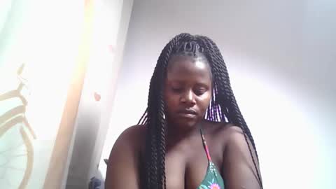 lovie_paula online show from October 10, 3:28 pm