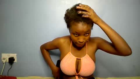 lovly_lastborn online show from February 27, 6:19 pm