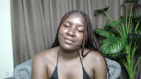 loyalcutie online show from January 20, 4:32 am