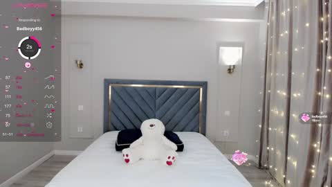 lu_mina online show from February 4, 1:23 am