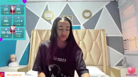 MIA HOT online show from December 3, 12:18 pm