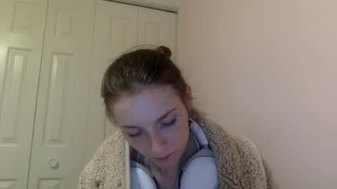 Luci Layne online show from July 12, 3:18 am