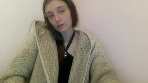 Luci Layne online show from July 6, 4:20 pm