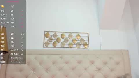 lucia lorenz online show from January 19, 11:28 am