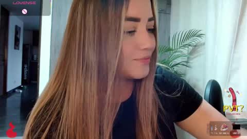 lucia star  online show from February 12, 10:44 pm