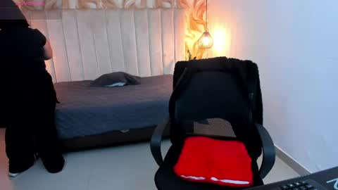 Lucia Vonne online show from April 13, 9:48 pm