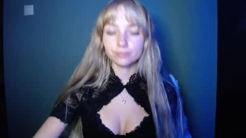 Lucy online show from September 26, 8:06 pm