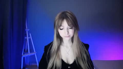 Lucy online show from March 8, 7:18 pm